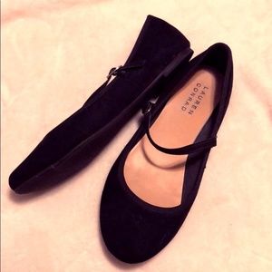 Lauren Conrad Black Faux Suede Mary Janes 7.5